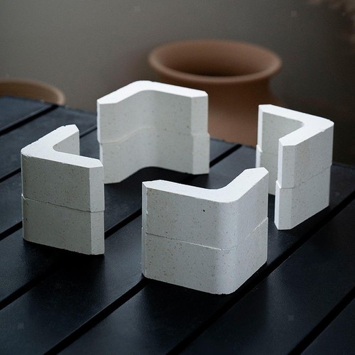 Pottery kiln shelf supports - kiln,