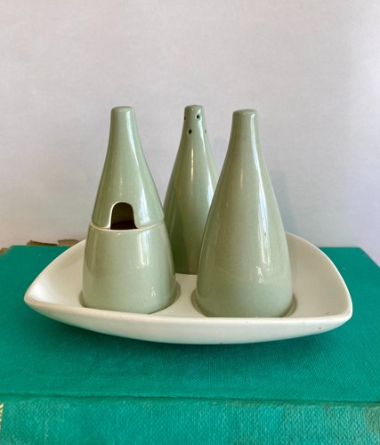 Poole pottery vintage - poole, green