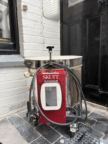 Skutt 45l pottery kiln with